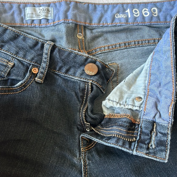 Gap 1969 Jeans - Picture 2 of 5